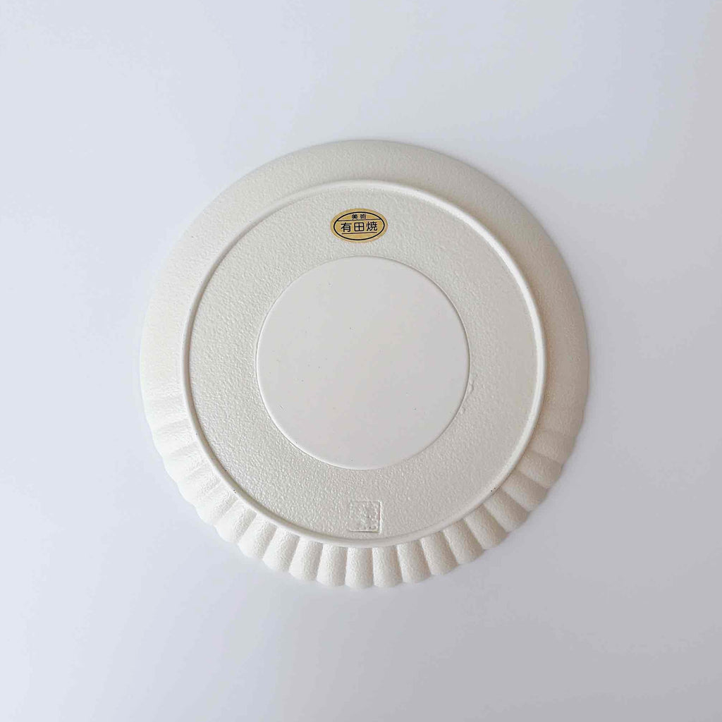 有田焼 | 白泡化粧 片菊彫 プレート 23cm/9.05inch 日本製