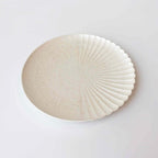 有田焼 | 白泡化粧 片菊彫 プレート 23cm/9.05inch 日本製